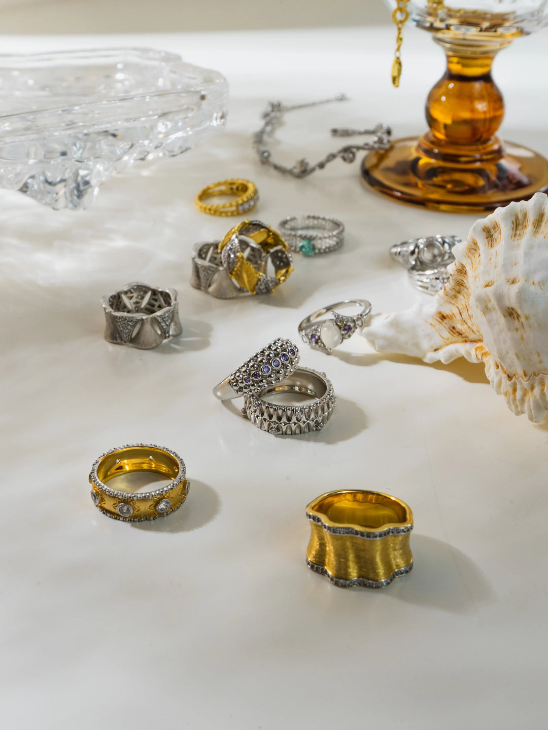 How to Mix Gold and Silver Jewelry Without Clashing