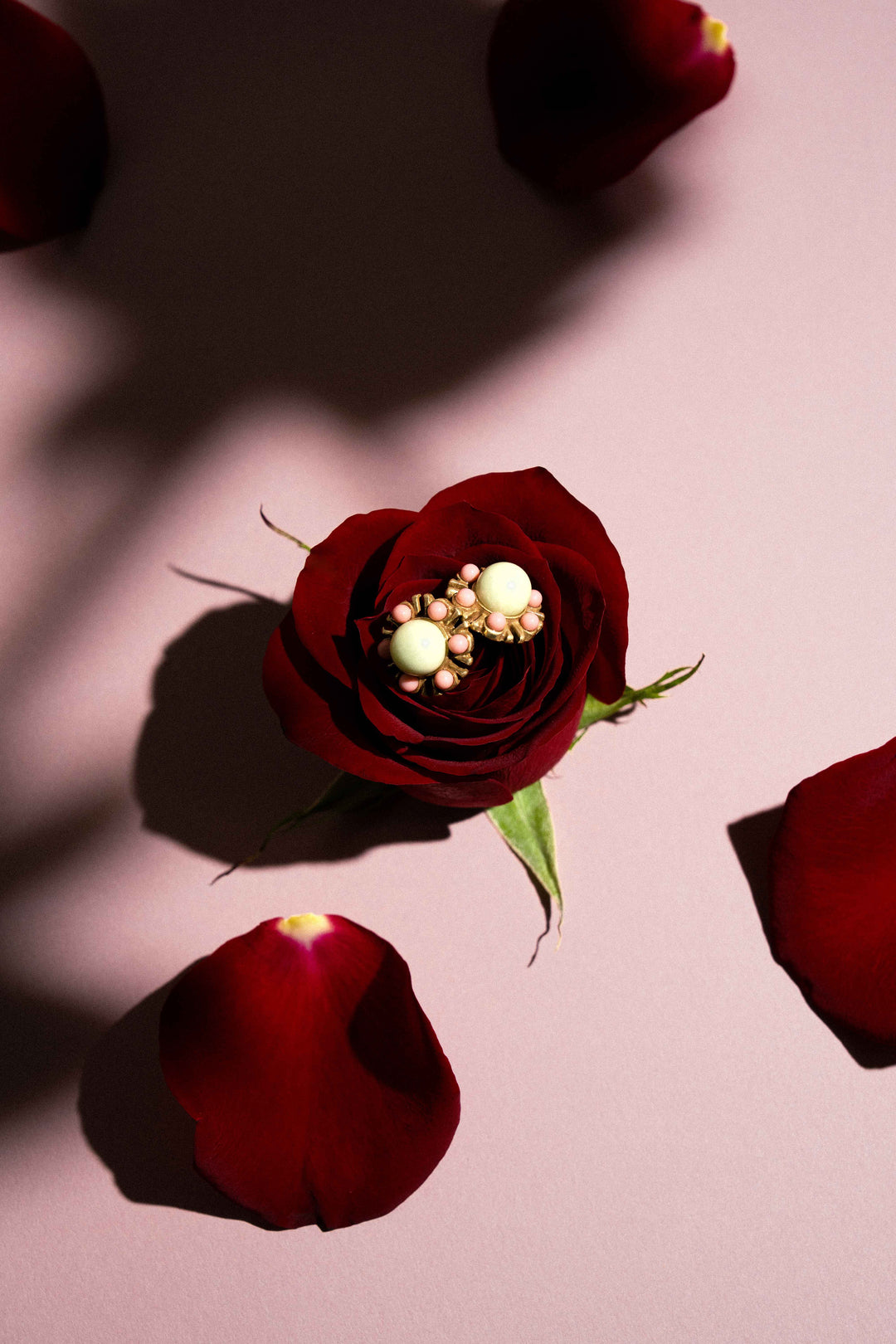 What Is Zinc Alloy Jewelry? Pros, Cons & Why It’s Popular in Modern Fashion