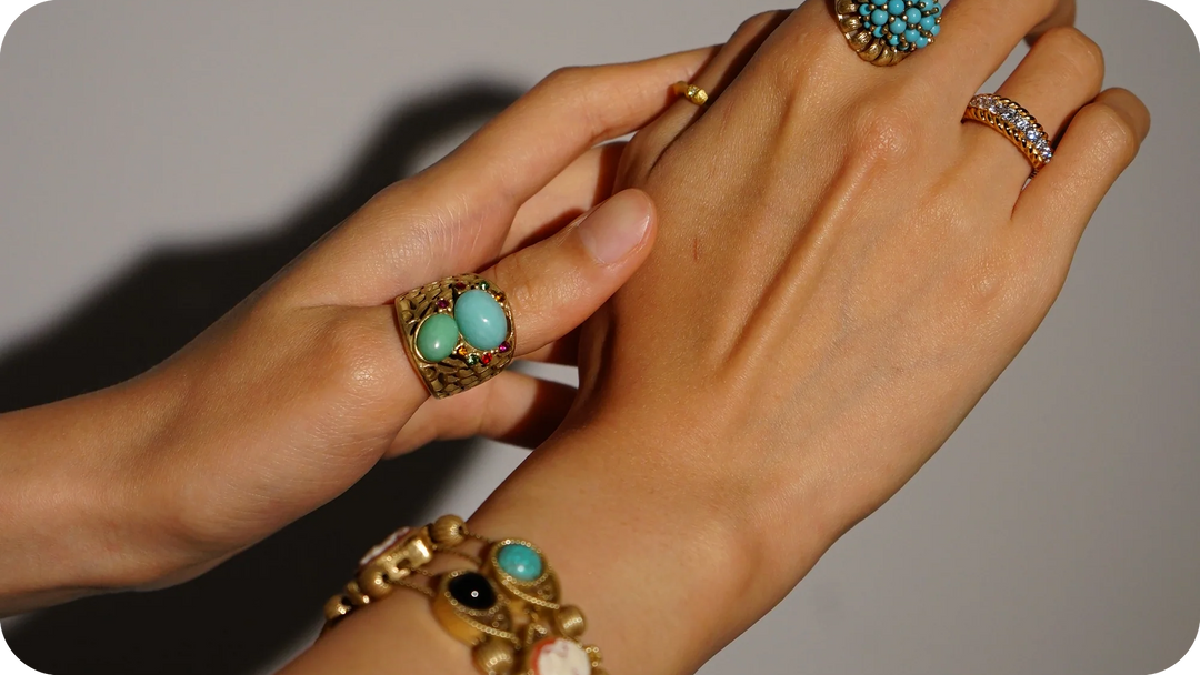 How to Style Jewelry for Festivals and Concerts: The Ultimate Guide