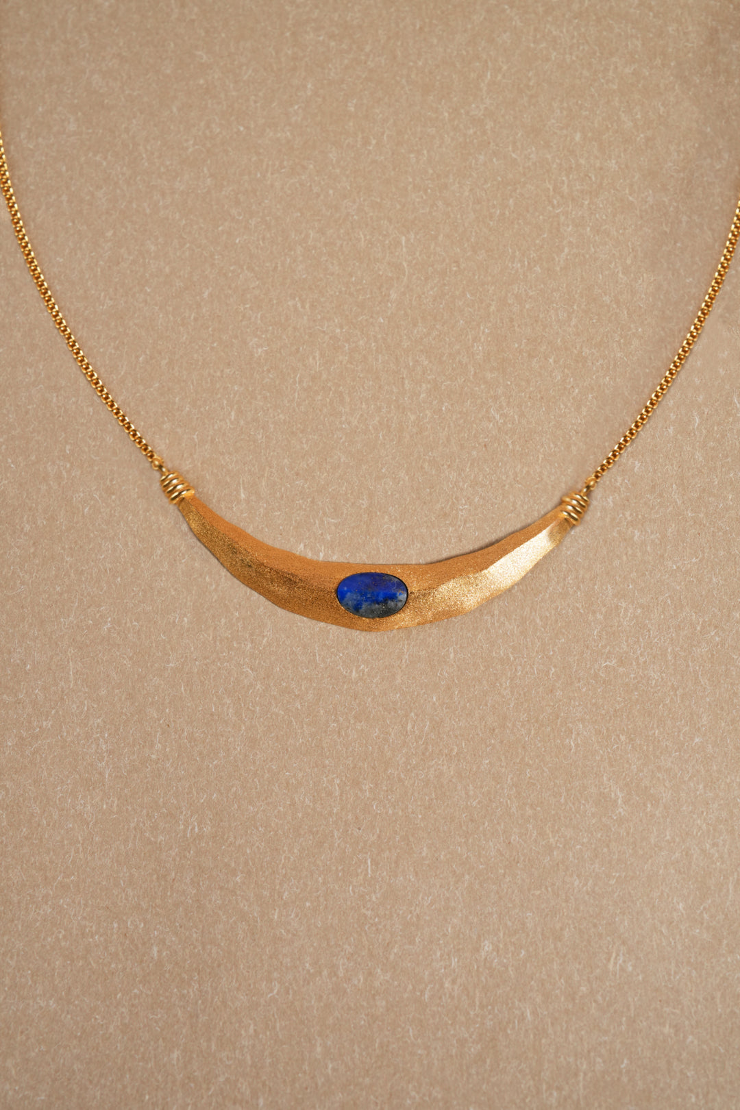Desert Journey · Necklace with Lapis Lazuli