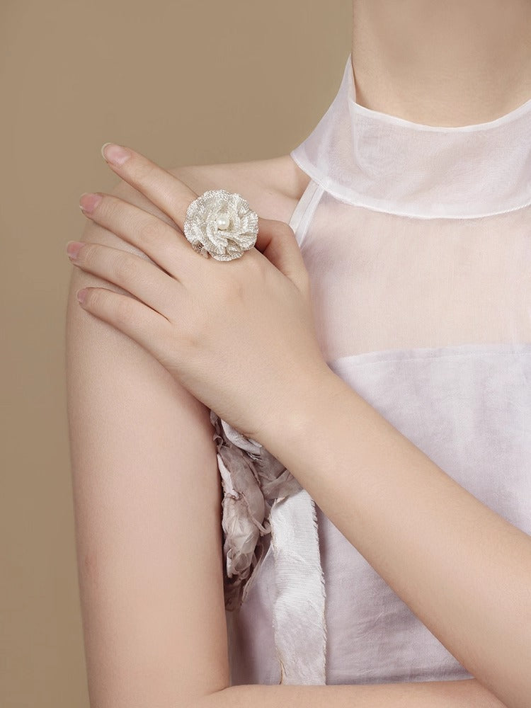 カメリアフラワーパールオープンリング