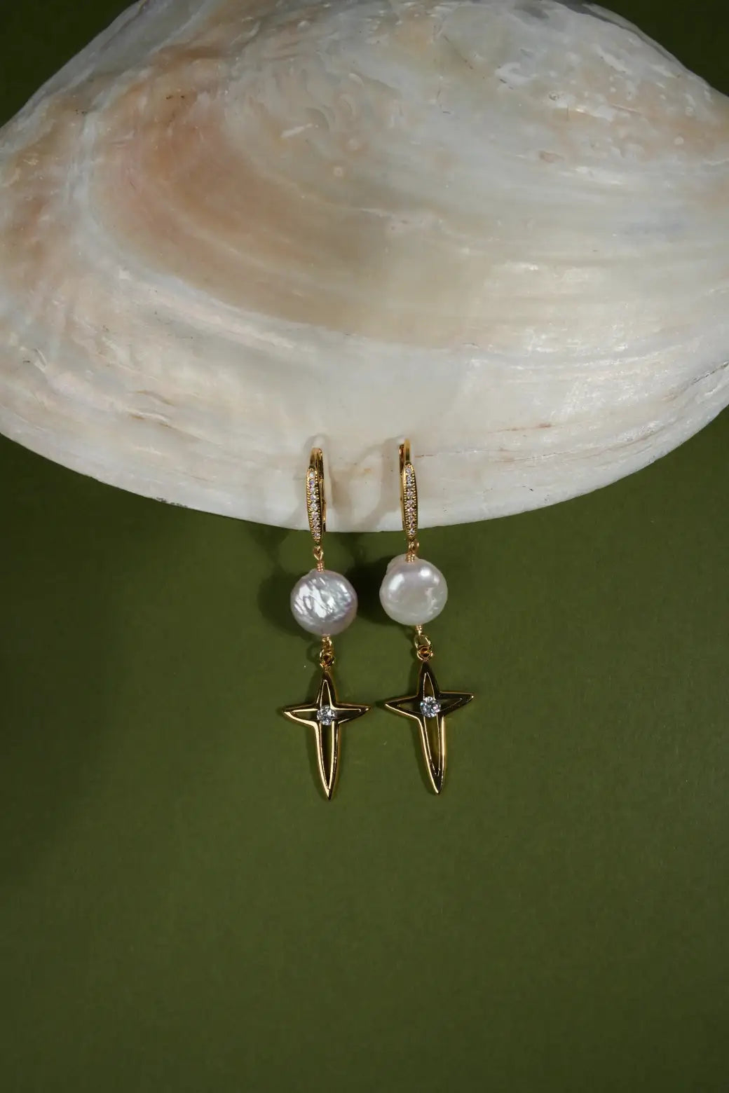 Melted Relic · Star Pearl Hoop Earrings