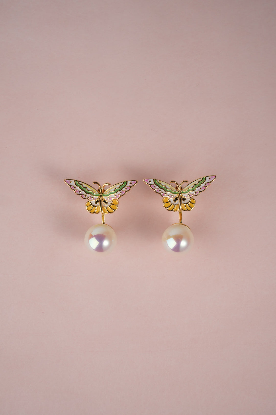 Chō Still · Pearl Stud Earrings