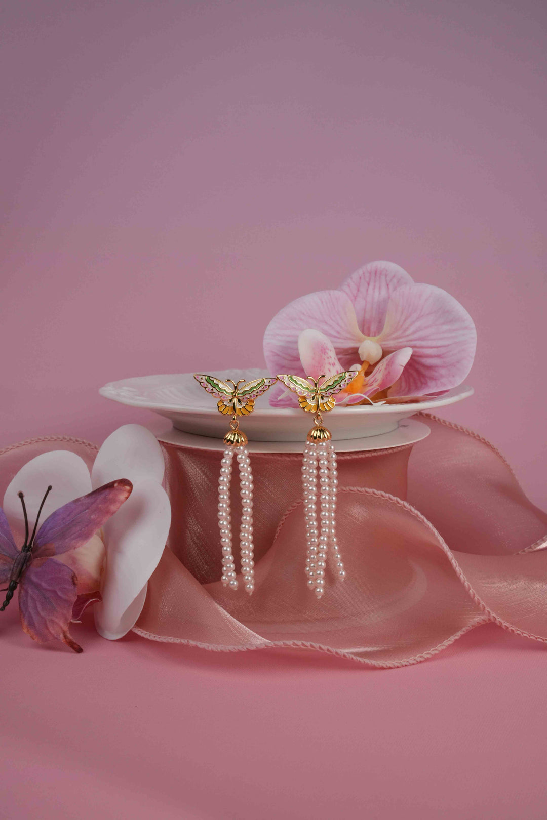 Chō Still · Layered Pearl Tassel Earrings