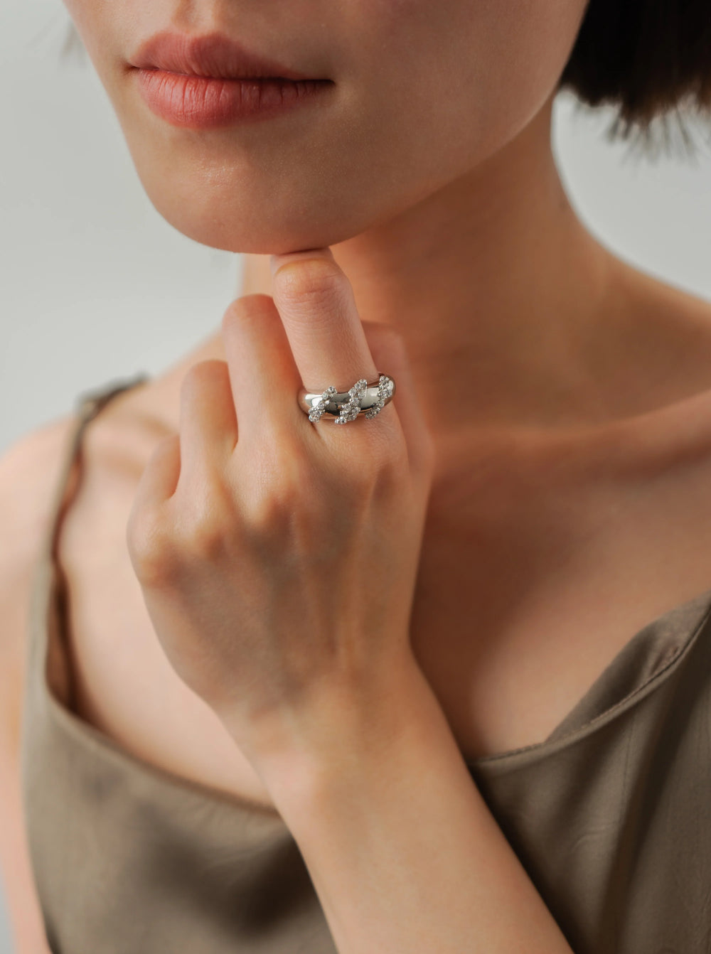 Starry Glide Ring in 925 Sterling Silver - BE FRUITFUL