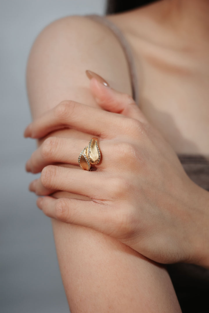 Foliage Reverie Ring in 925 Sterling Silver