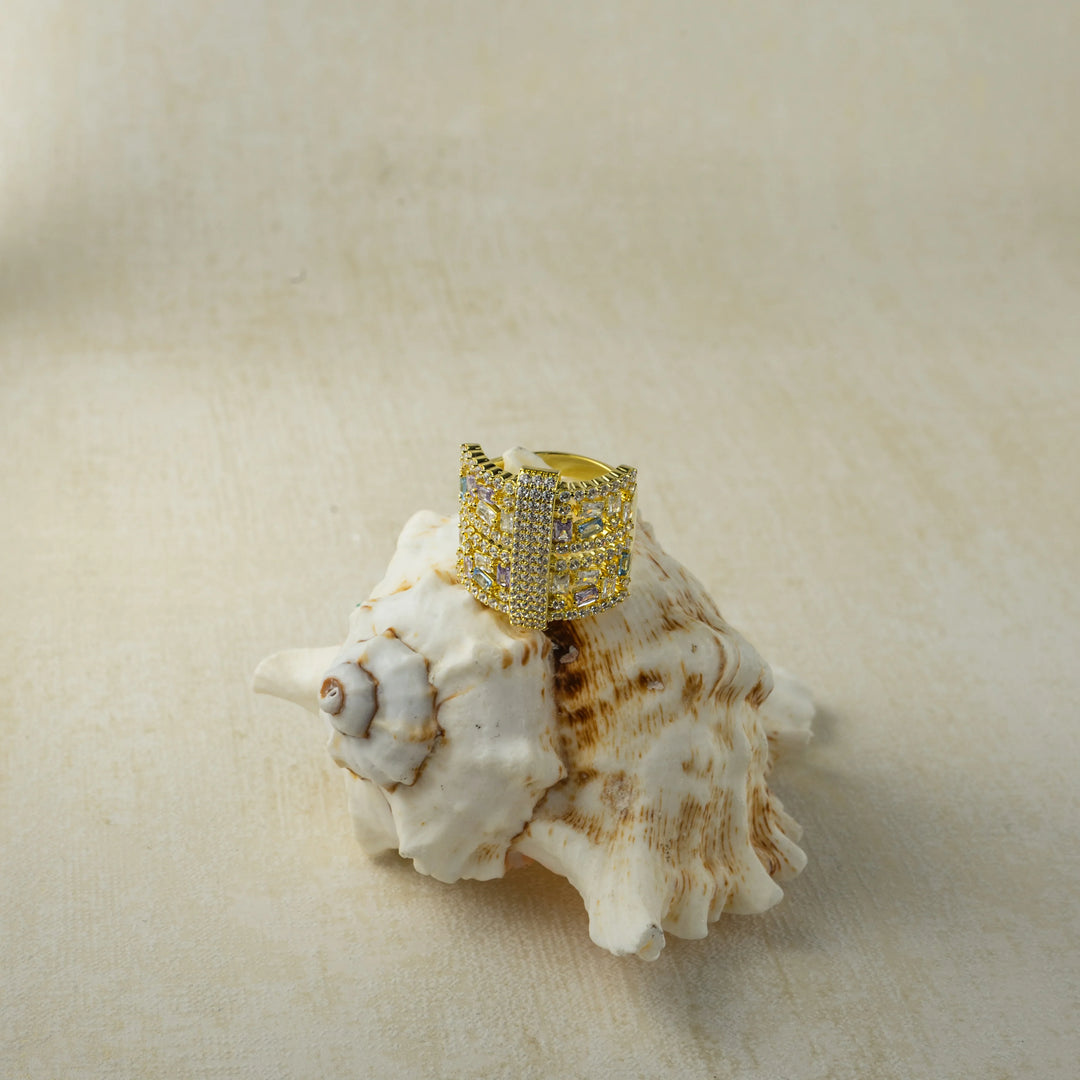 Geometric Radiant Ring in Gold-Plated Brass - BE FRUITFUL