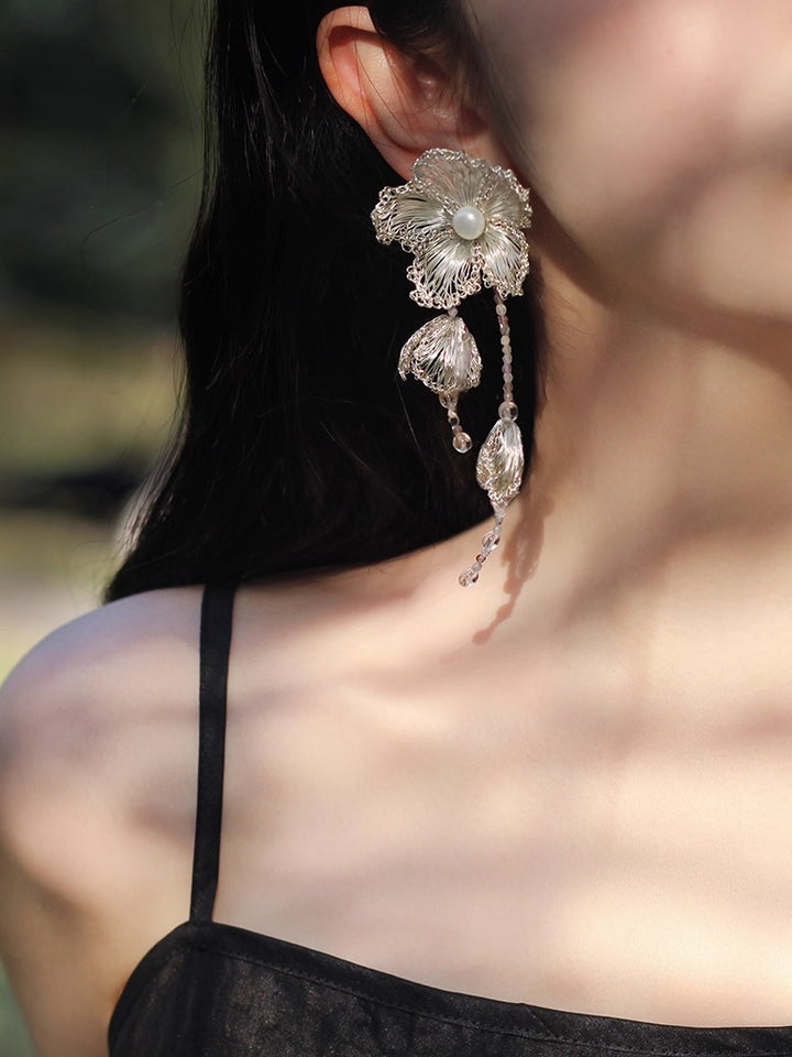 ホーソーンフラワー S925 フリンジスタッドイヤリング