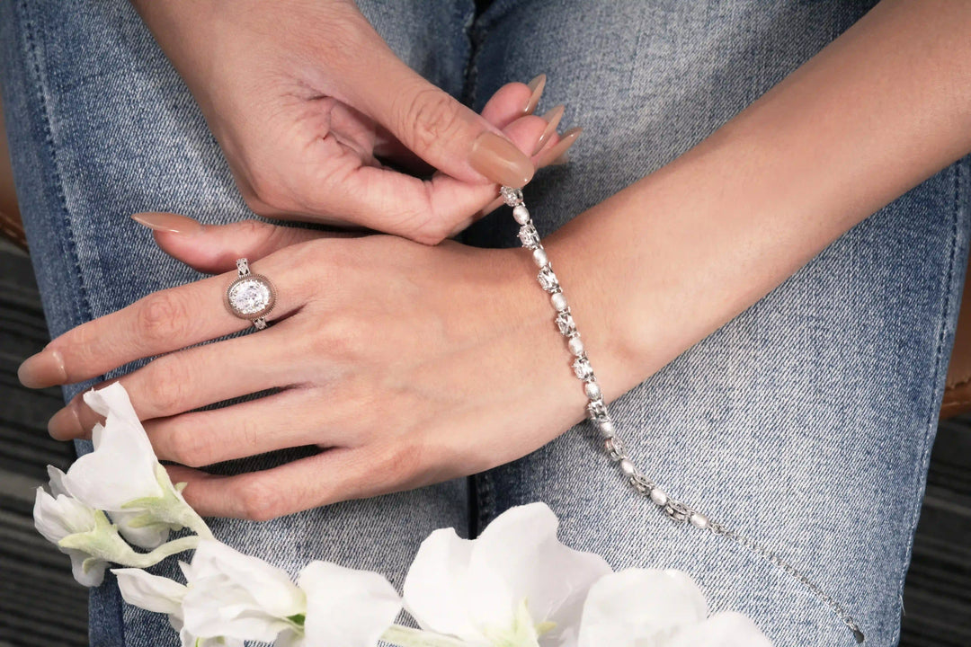 Éternelle Simple · Crystal Filigree Ring