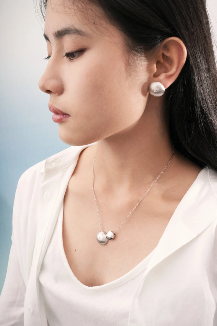 Éternelle Simple · Glossy Double Circle Necklace