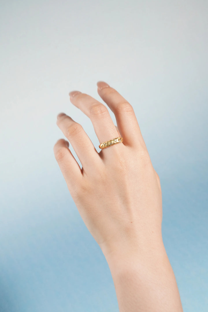 Éternelle Simple · Braided Pavé Crystal Ring