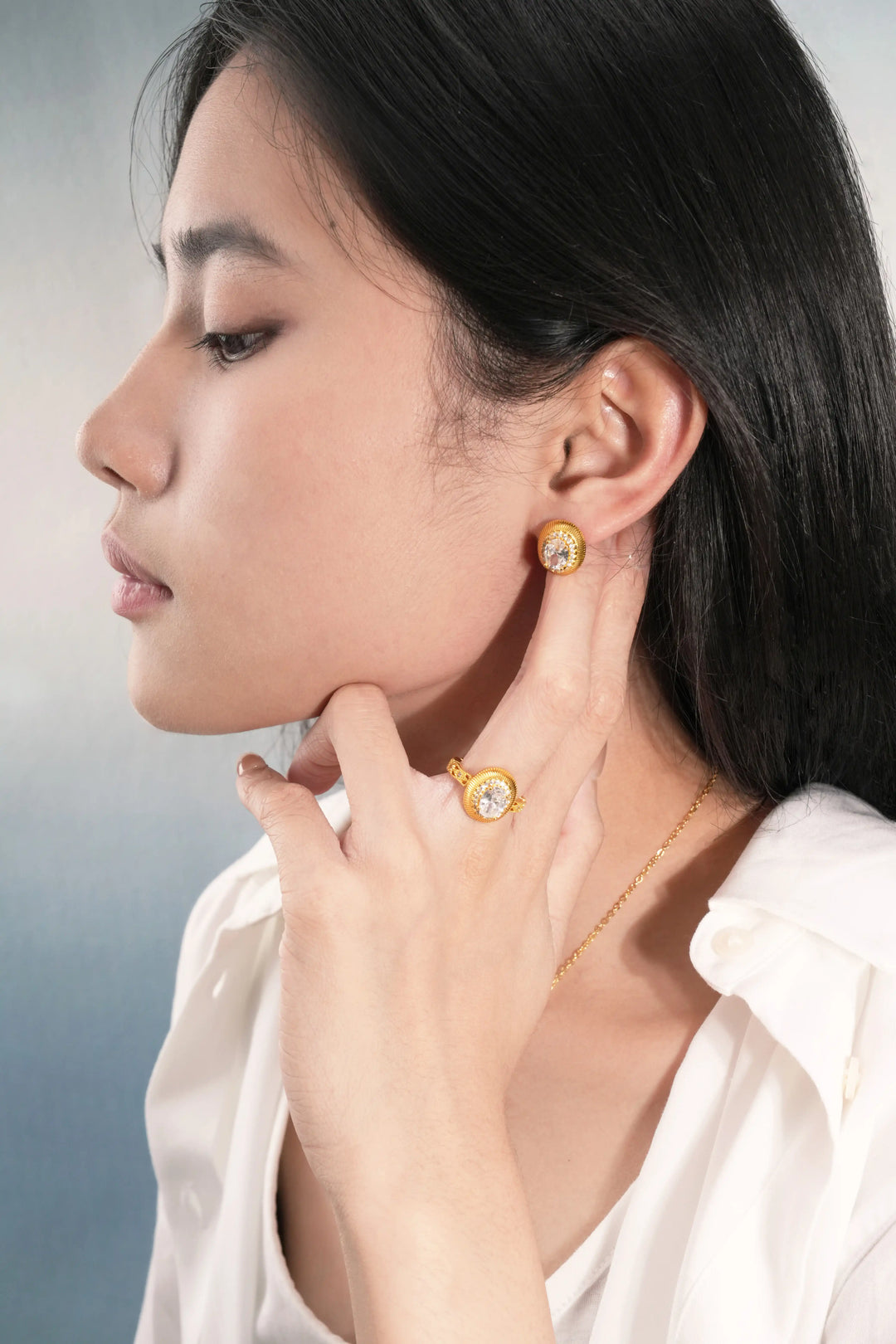 Éternelle Simple · Crystal Stud Earrings