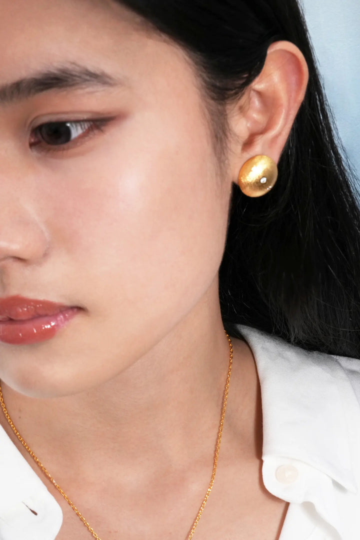 Éternelle Simple · Dome Stud Earrings