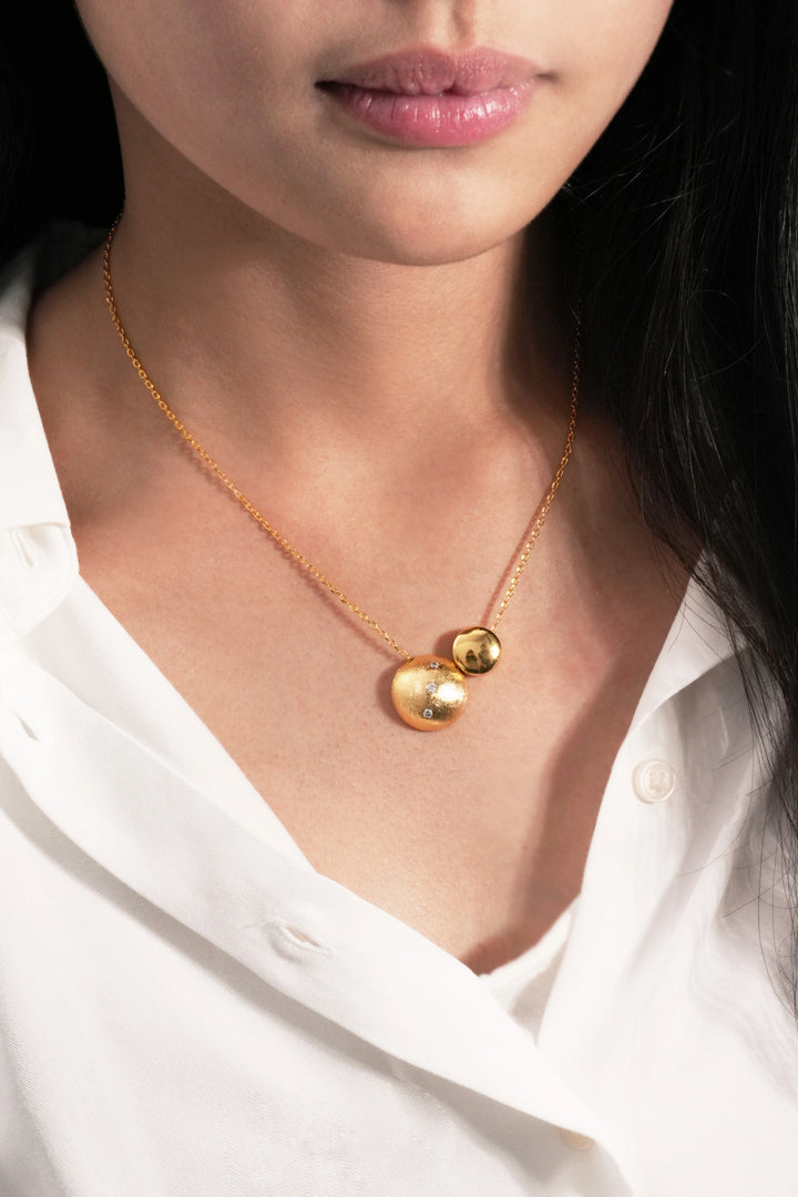 Éternelle Simple · Glossy Double Circle Necklace