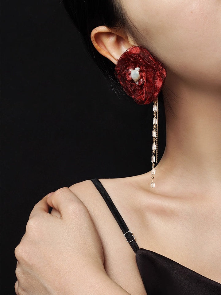 オーガンザパールのナチュラルバロックスタッドイヤリング