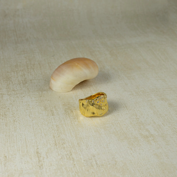 Rock Texture Ring in Gold-Plated Brass - BE FRUITFUL