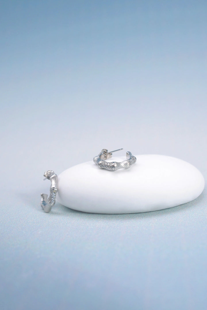 Éternelle Simple · Bamboo Node Earrings