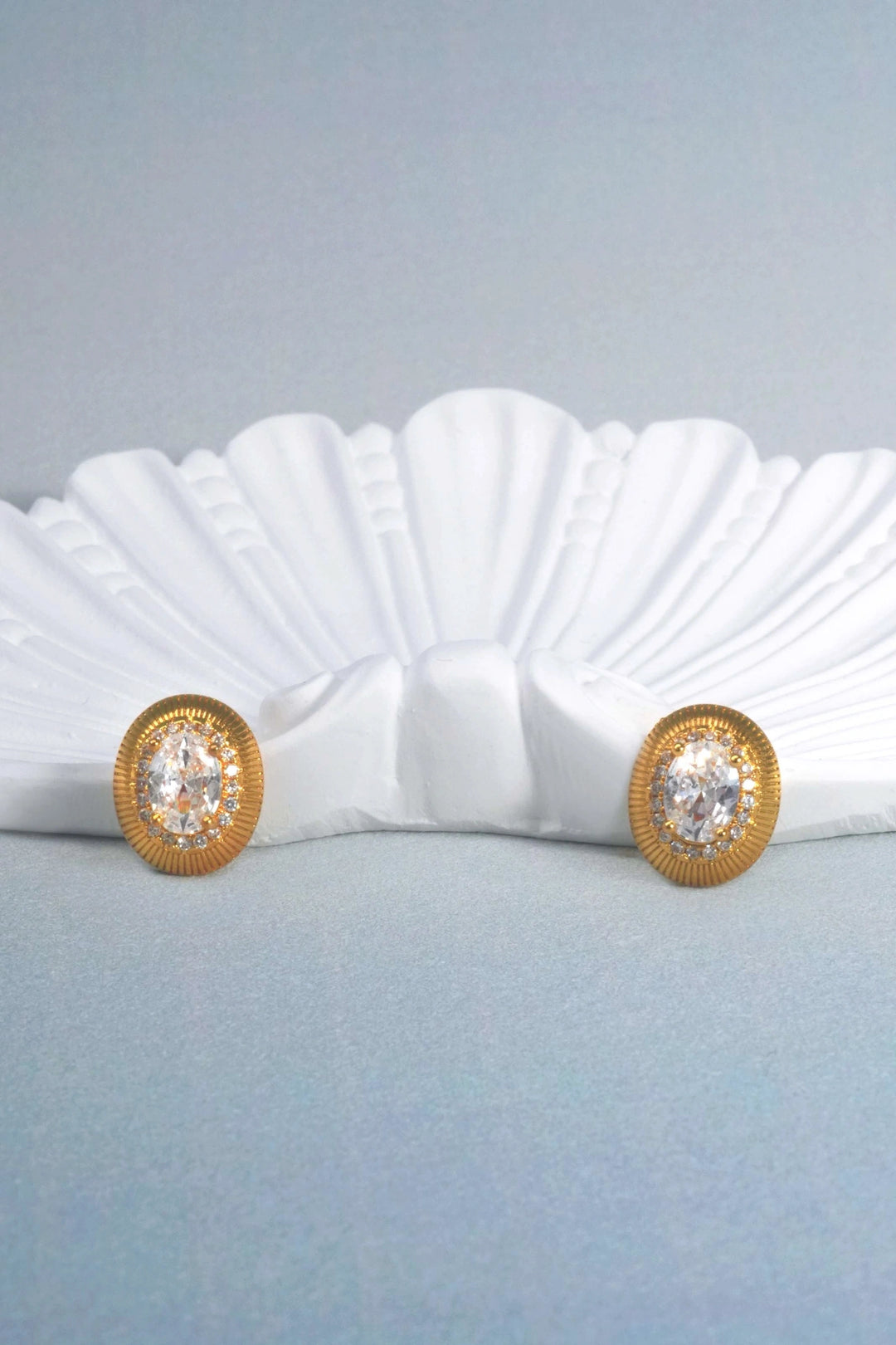 Éternelle Simple · Crystal Stud Earrings
