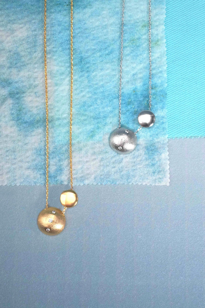 Éternelle Simple · Glossy Double Circle Necklace