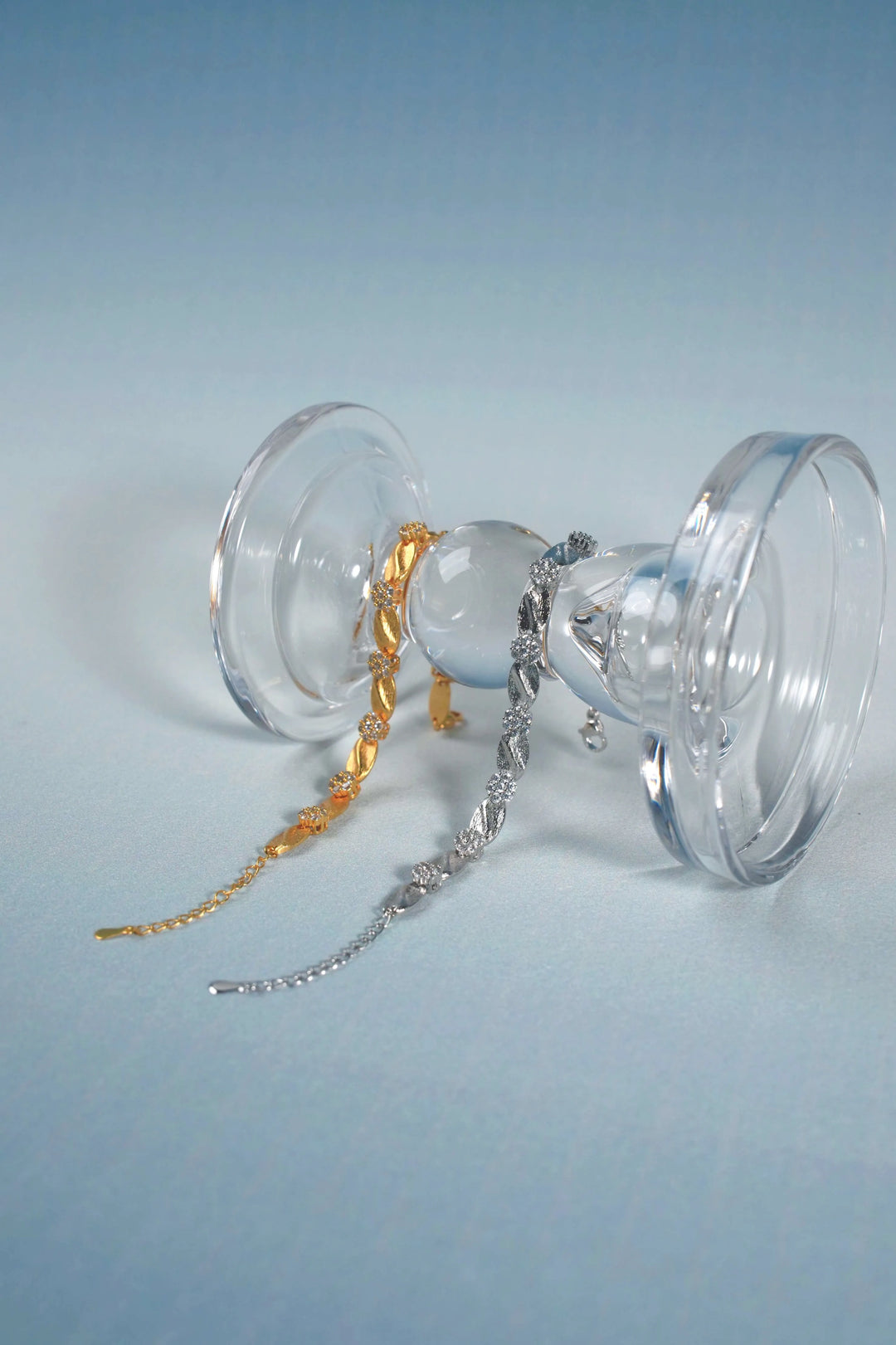 Éternelle Simple · Floral Links Bracelet