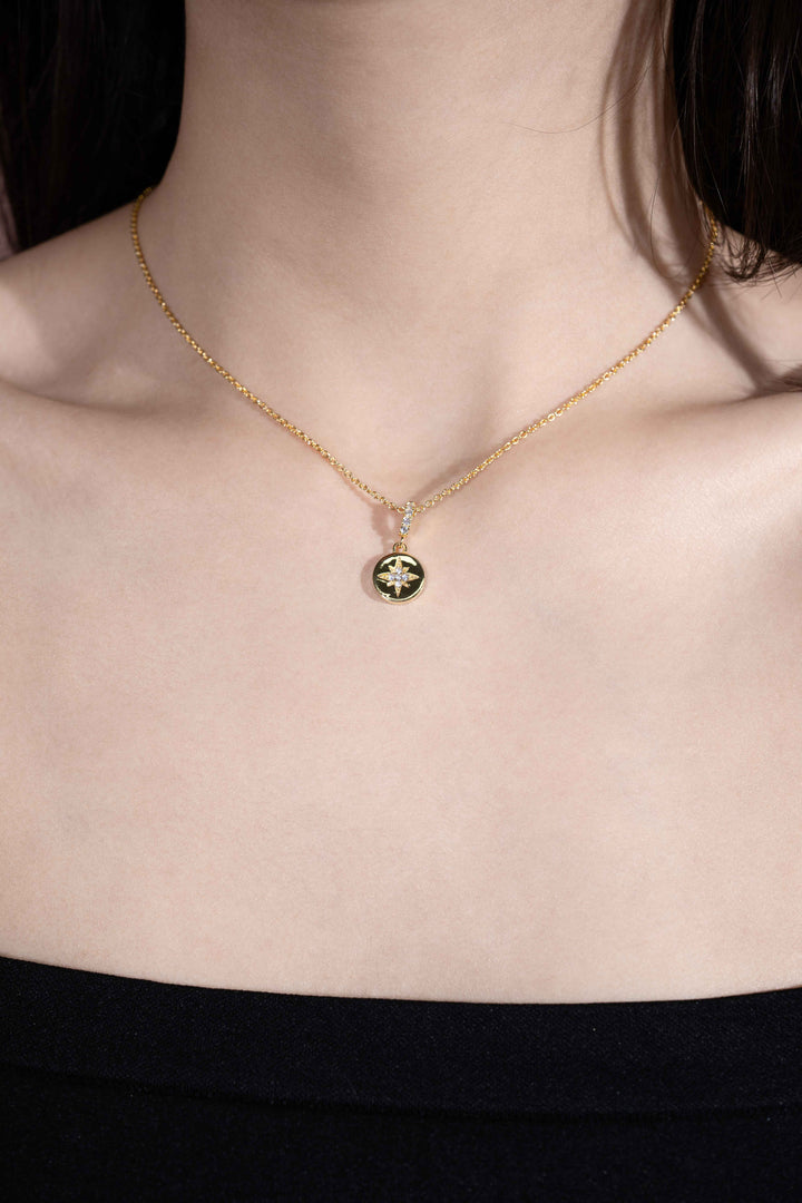 Star Shine Necklace in Gold-Plated Brass