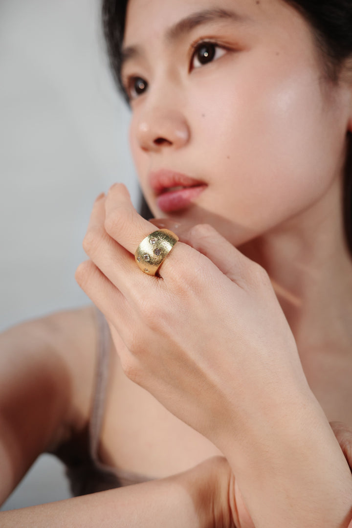 Starry Gold Ring in Gold-Plated Brass