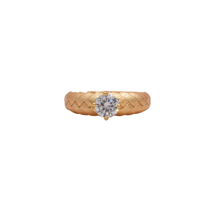 Éternelle Simple · Mountain Peak Crystal Ring