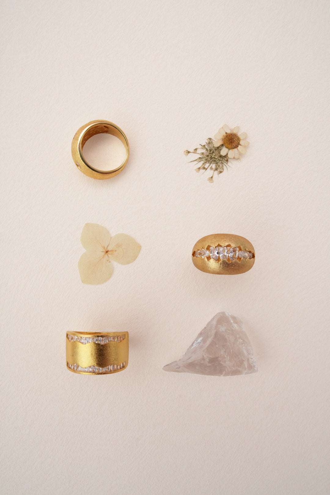 oriental rings collection combining minimalist design with traditional Asian aesthetics