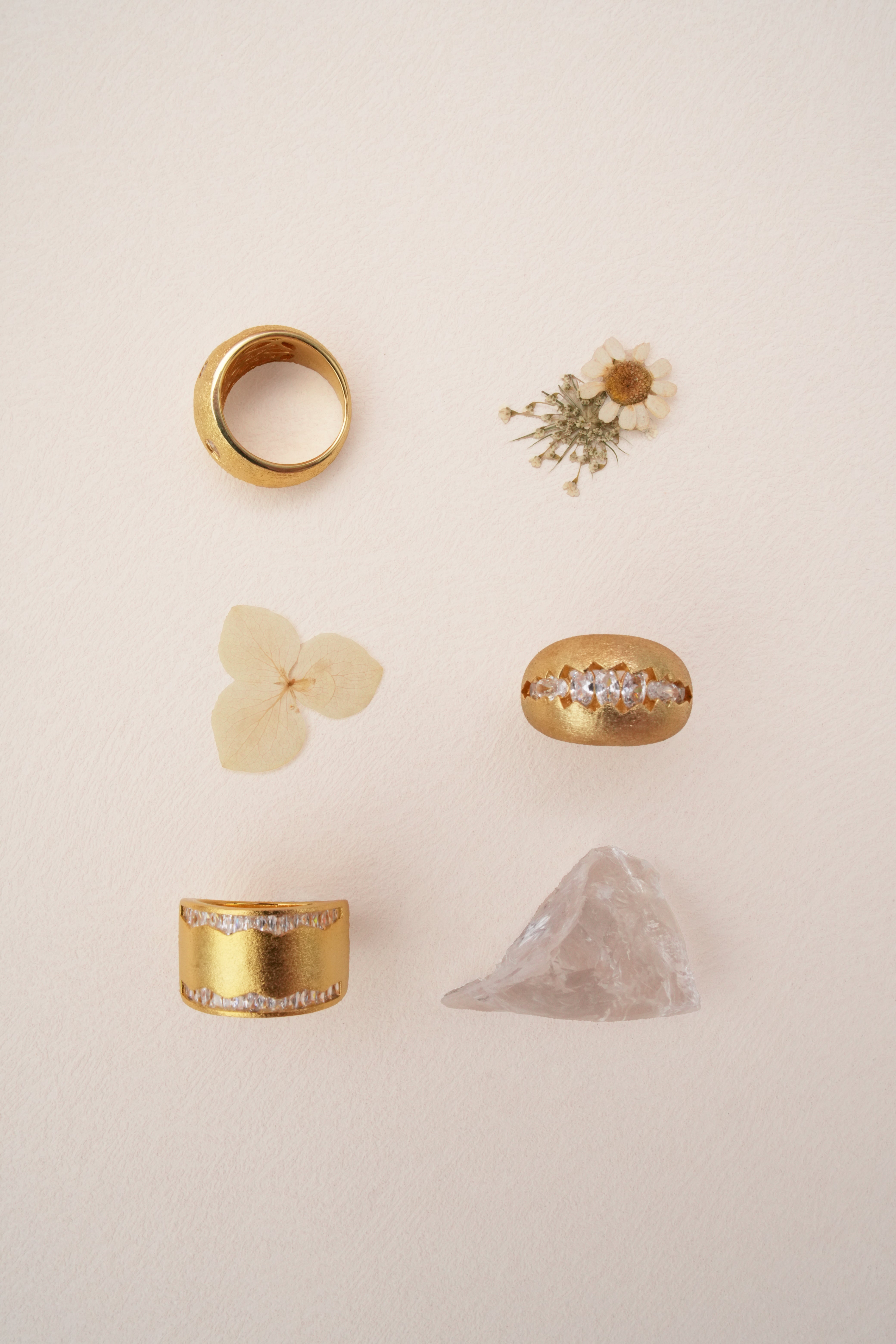 oriental rings collection combining minimalist design with traditional Asian aesthetics